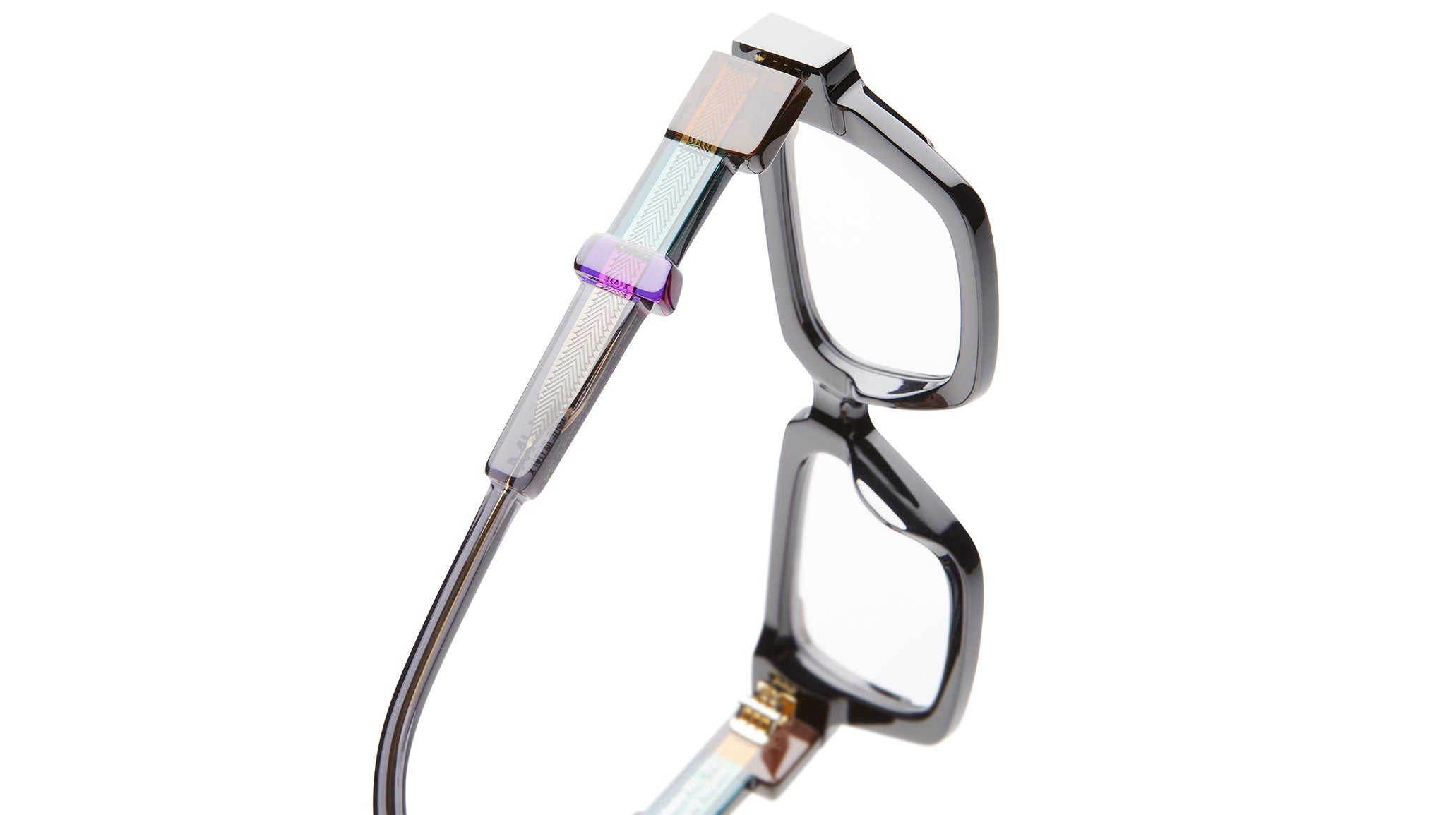 I01 BS Black Shine