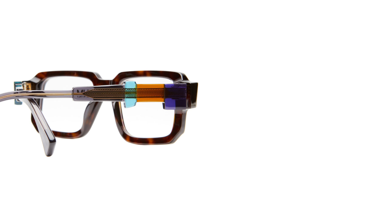 I03 TS Dark Havana