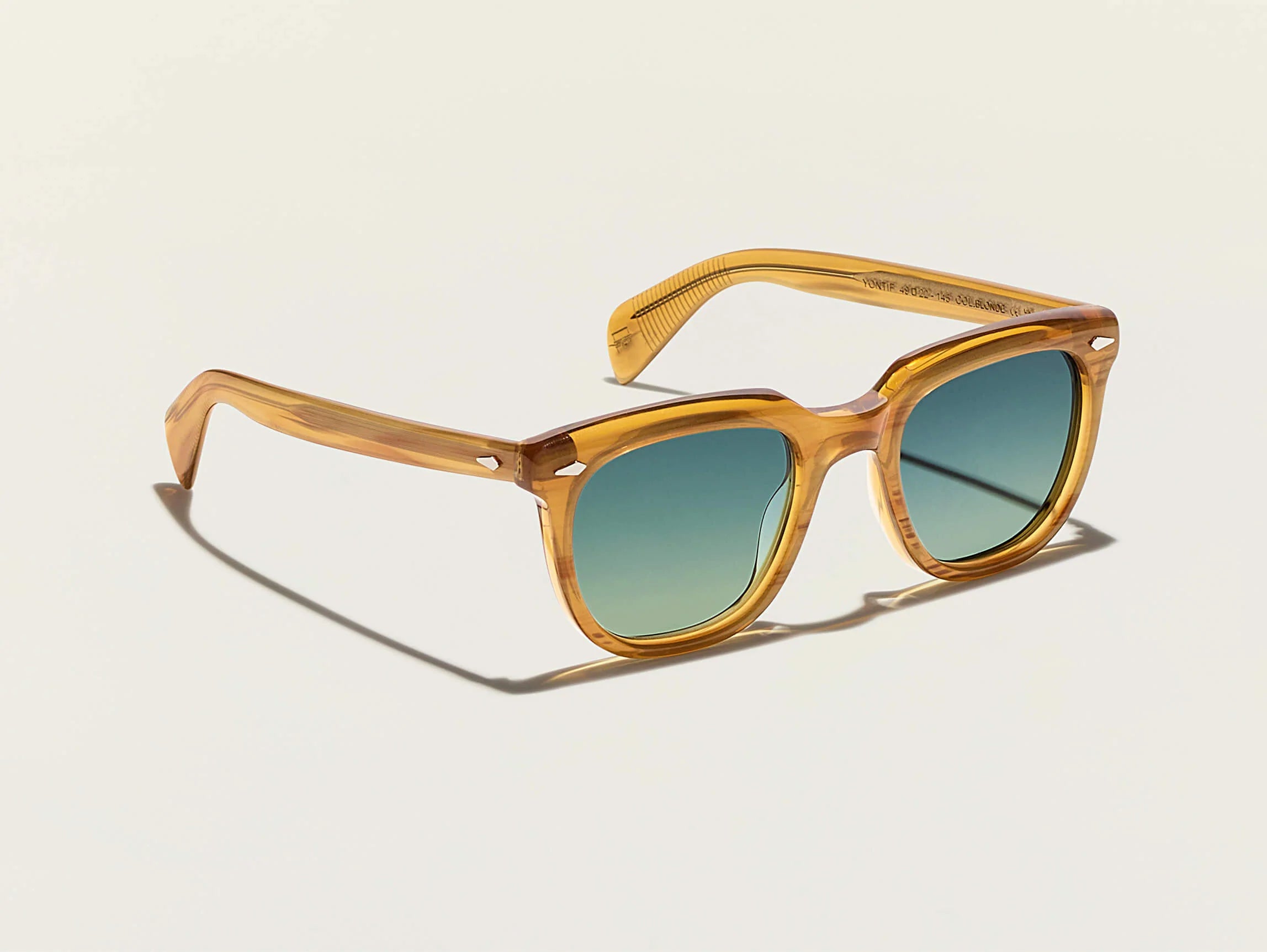 MOSCOT YONTIF SUN